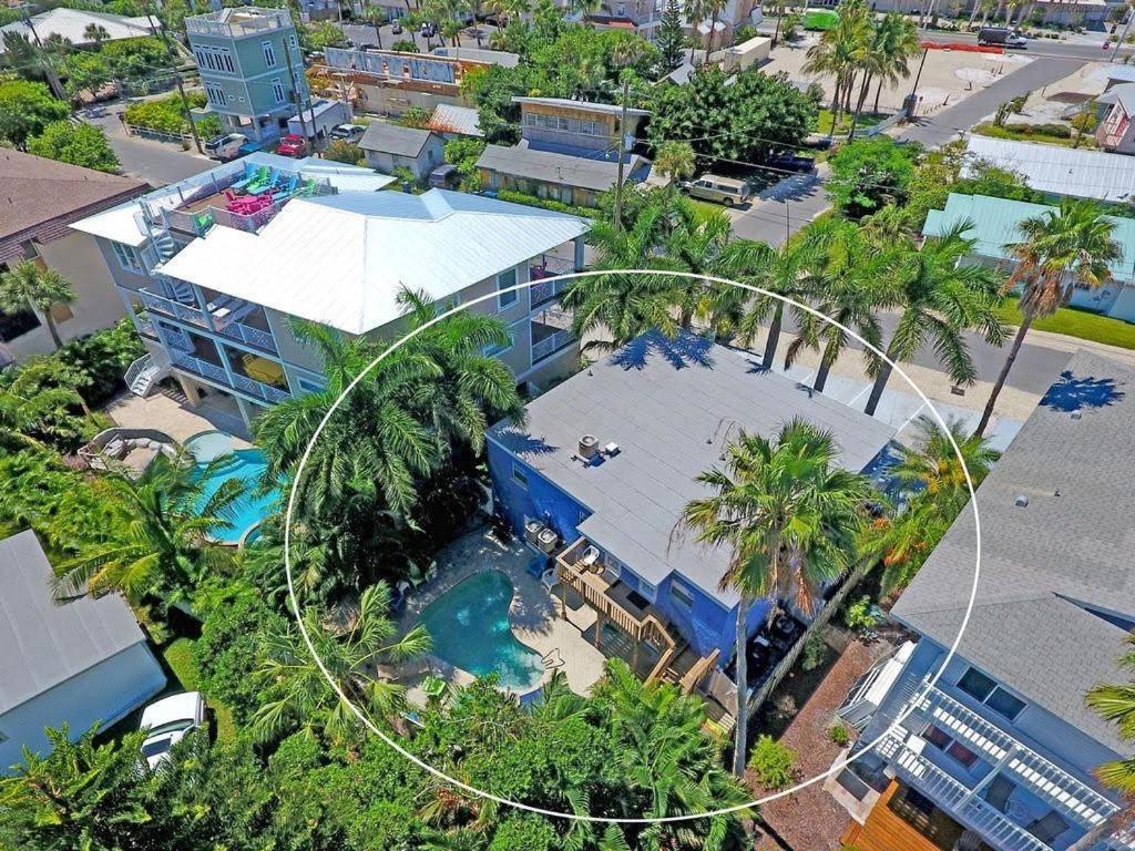 Beach Getaway Pool Condo Between The Island Marina And Beach Bradenton Beach Exterior photo